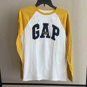 GAP Original Yellow and White Raglan Long Sleeves Tee